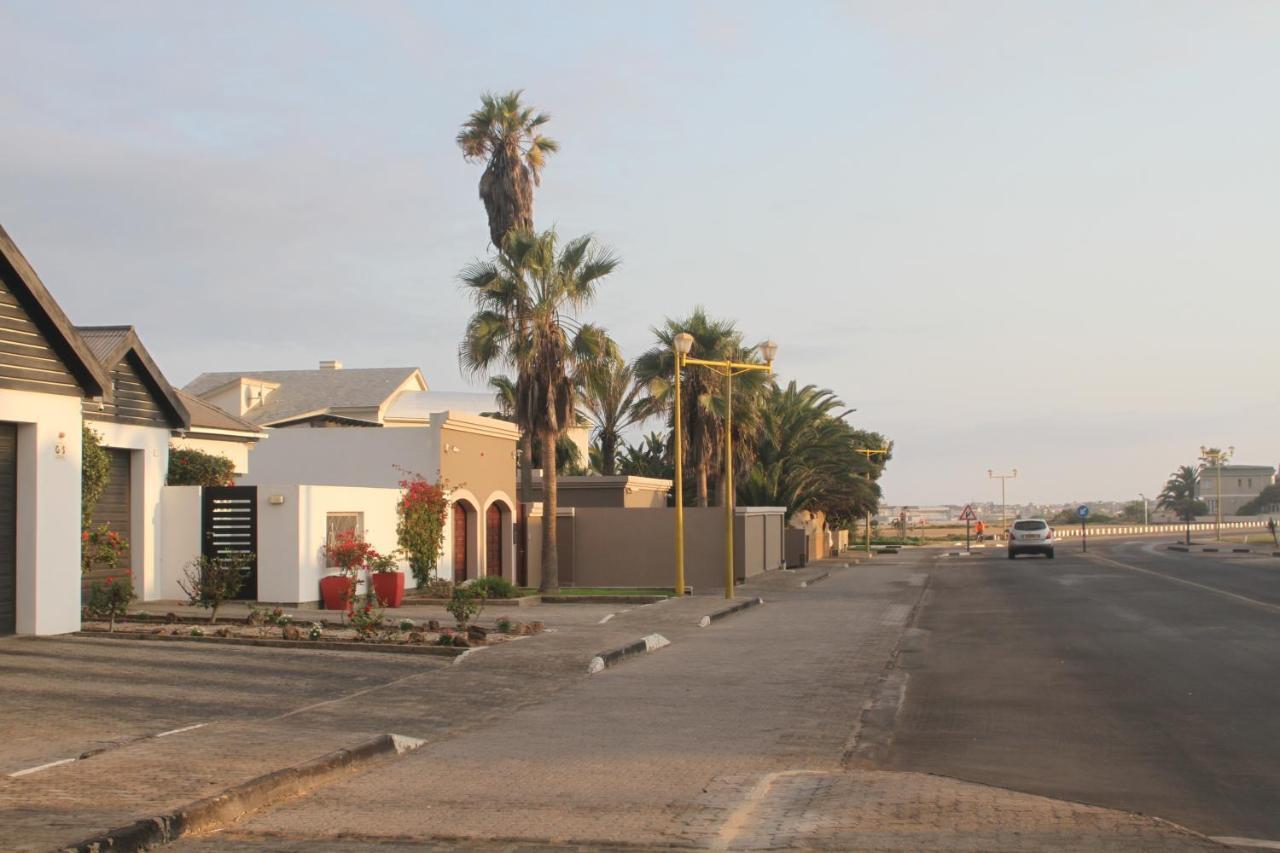 Ocean Melody Apartment Swakopmund Bagian luar foto